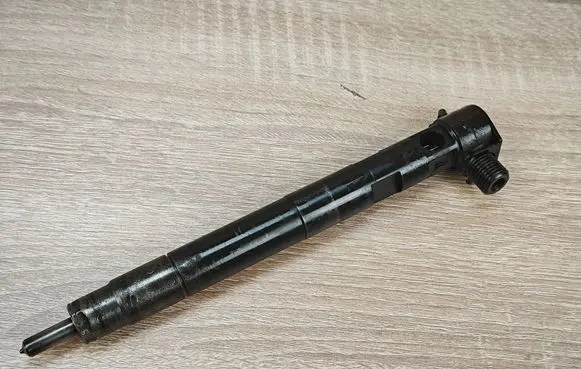 Opel Antara Fuel injector 28264951