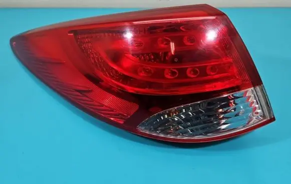 Hyundai ix35 Rear/tail lights 92401-2Y0 IMPRK1429078
