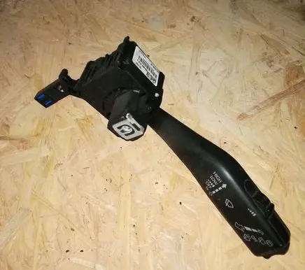 Volkswagen Caddy Wiper control stalk 1K0953519J