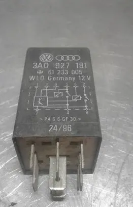 Audi A4 S4 B6 8E 8H Other relay 3A0927181 61233005