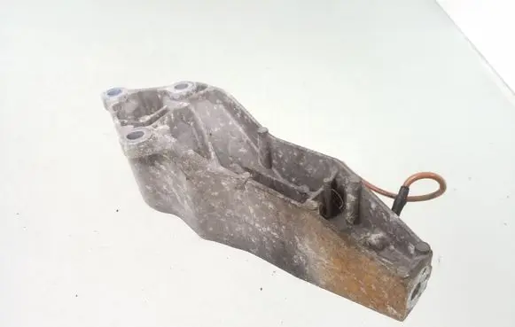 Mercedes-Benz A W168 Gearbox mounting bracket A1682410901