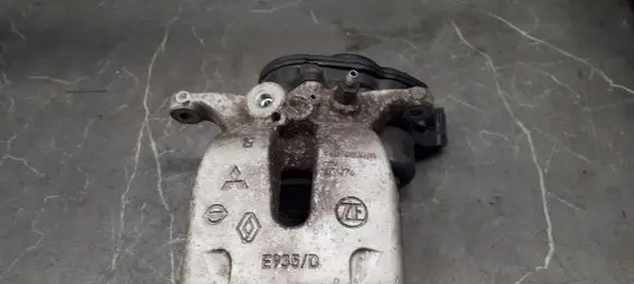 Nissan X-Trail T33 Rear brake caliper 440006ua0a