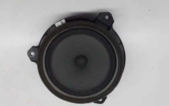 Toyota Verso Rear door speaker 9902B2