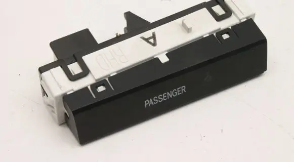 Toyota Prius (XW30) Passenger airbag on/off switch 