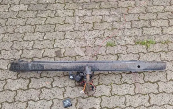 Mercedes-Benz A W169 Detachable towbar A1693100337