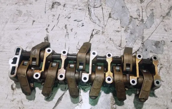 Mercedes-Benz C W203 Valve rocker arm R1120510108
