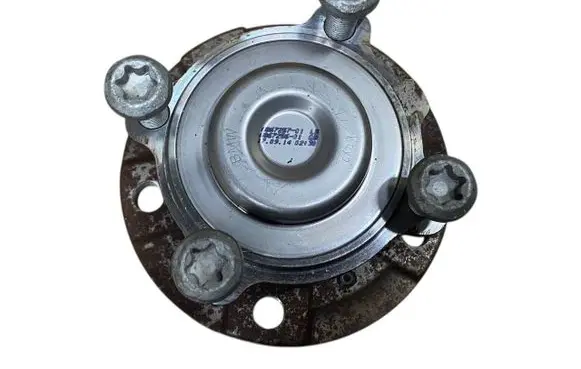 BMW 2 F22 F23 Front wheel ball bearing 6867256 31206867256