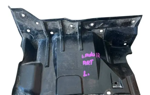Mitsubishi Lancer X Engine splash shield/under tray 5370a652