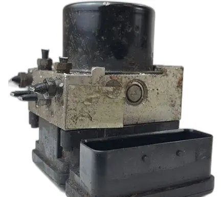 Ford Focus Master brake cylinder BV612C405AG A426G