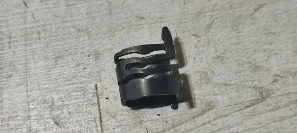 Toyota C-HR I Fuel Injector clamp holder