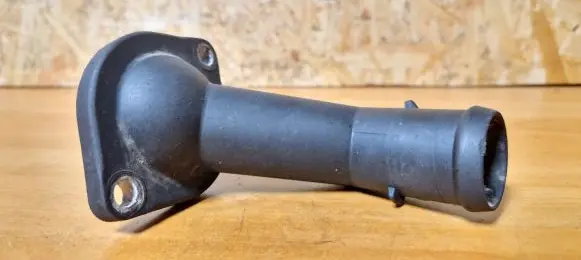Volkswagen Sharan Engine coolant pipe/hose 06a121121c