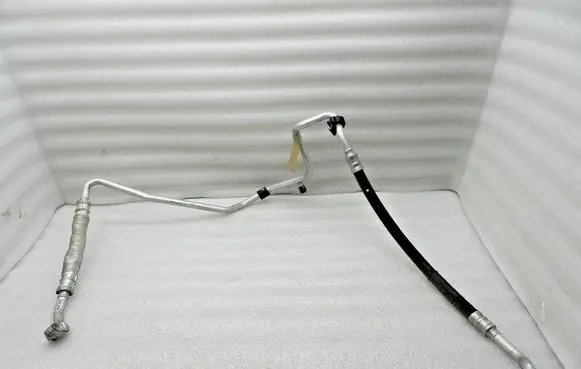 Volkswagen Tiguan Air conditioning (A/C) pipe/hose 5N0820743D