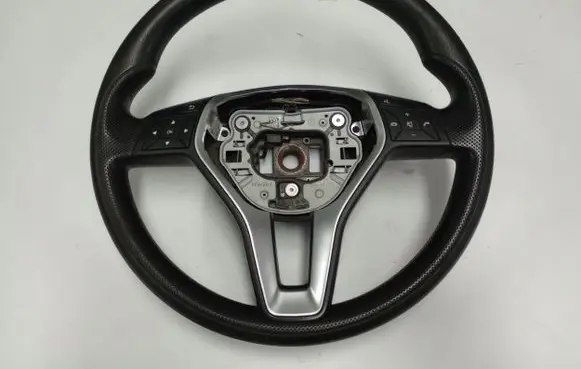 Mercedes-Benz B W246 W242 Steering wheel 3068639