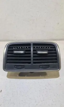 Audi A6 C7 Rear air vent grill 