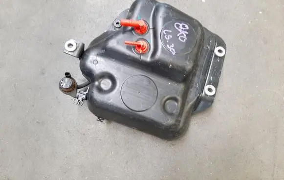 Audi A4 Allroad B8 AdBlue liquid reservoir 8k0131878F