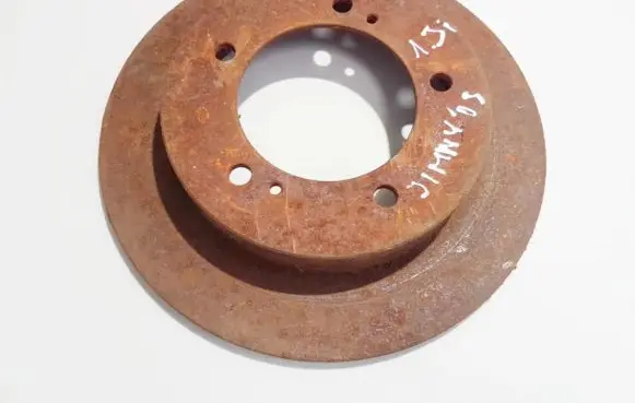 Suzuki Jimny Front brake disc neventiliuojamas