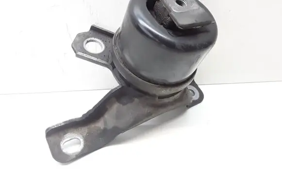 Volvo S80 Engine mount bracket 30671245 6G926F012DD