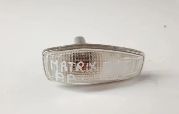 Hyundai Matrix Front fender indicator light