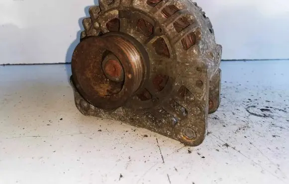 Skoda Octavia Mk1 (1U) Generator/alternator 030903023J SG9B013 2542241C