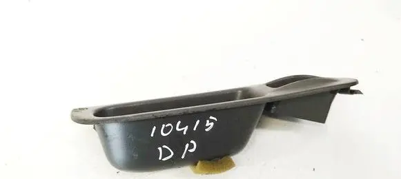 Renault Scenic I Front door window switch trim 7700431172