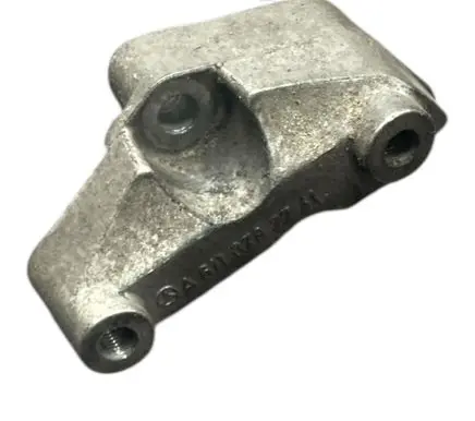 Mercedes-Benz E W211 Engine mounting bracket A6110782741