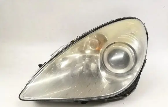 Mercedes-Benz SLK R171 Headlight/headlamp 15630900