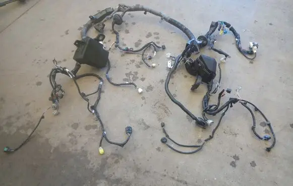 Toyota Yaris Engine installation wiring loom 82111F5370A