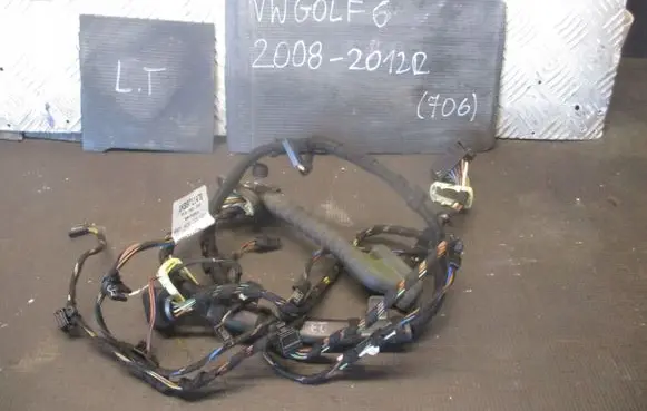 Volkswagen Golf VI Tailgate/trunk wiring harness 1K9971147B