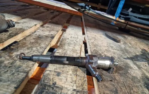 Mazda 6 Fuel injector