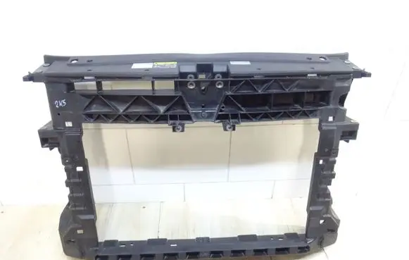Volkswagen Caddy Front bumper 2K5805588A