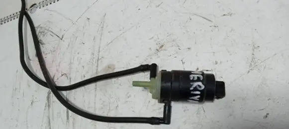 Opel Meriva A Windscreen/windshield washer pump 13248320
