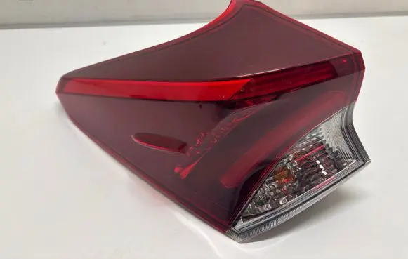 Toyota Auris E180 Rear/tail lights 