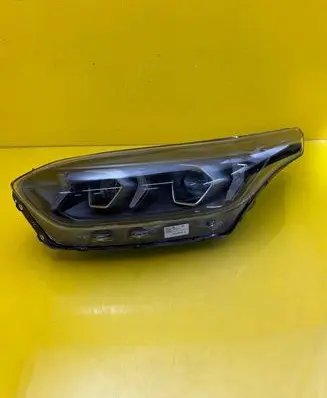 KIA Ceed Headlight/headlamp 92101J7500