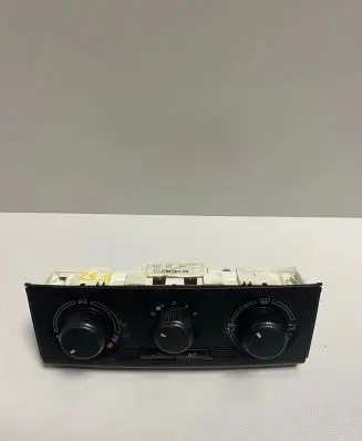 Skoda Fabia Mk2 (5J) Climate control unit 5J0820045 6870000 901513690000