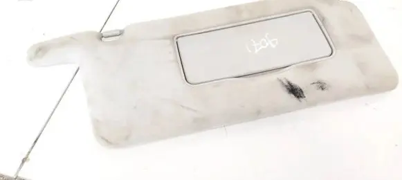 Toyota Avensis Verso Sun visor