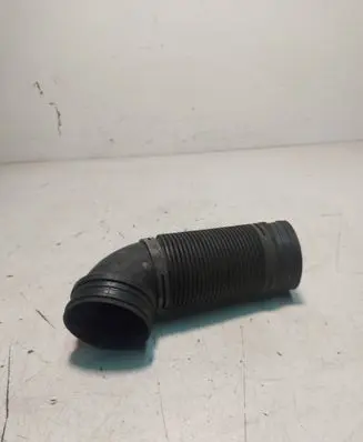 Skoda Octavia Mk2 (1Z) Air intake hose/pipe 1K0129684 446148D