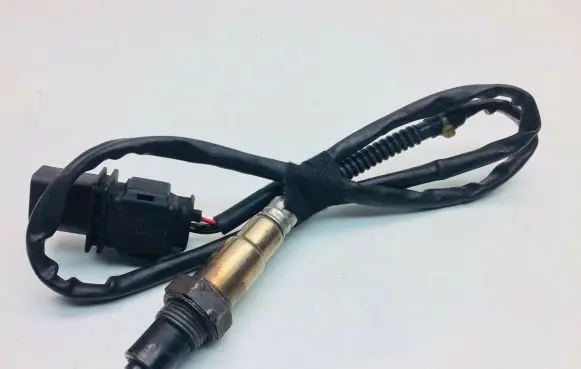 Audi A8 S8 D3 4E Lambda probe sensor 057906262A