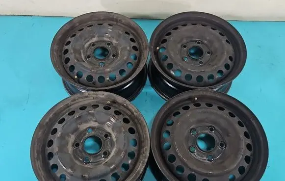 Hyundai i30 R15 steel rim IMPRK1531837