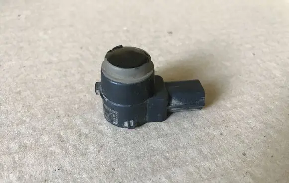 Opel Zafira C Parking PDC sensor 13300764