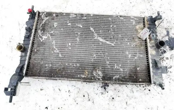 Opel Movano A Coolant radiator