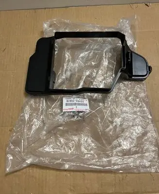 Lexus RX 450H Fuse box cover 8266248400