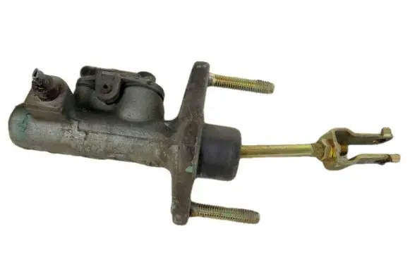 Toyota Yaris Clutch slave cylinder 
