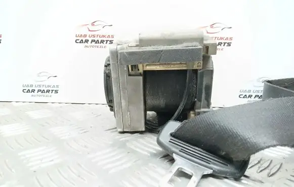Skoda Octavia Mk1 (1U) Front seatbelt 00060536
