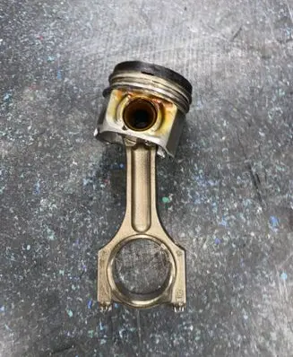 BMW 5 F10 F11 Piston with connecting rod 84L110 MAHLE