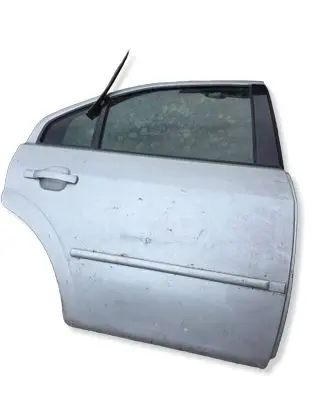 Ford Mondeo Mk III Rear door 