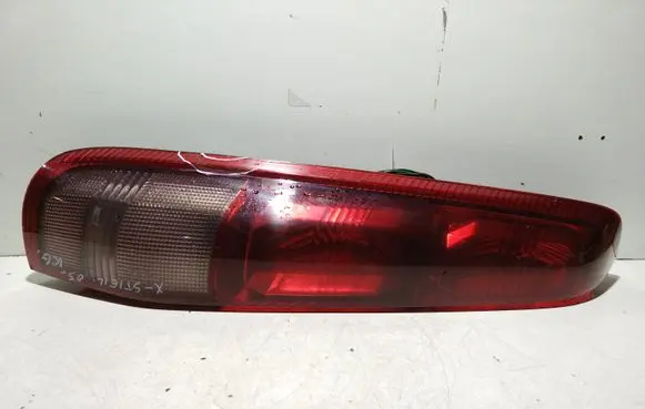 Nissan X-Trail T30 Rear/tail lights