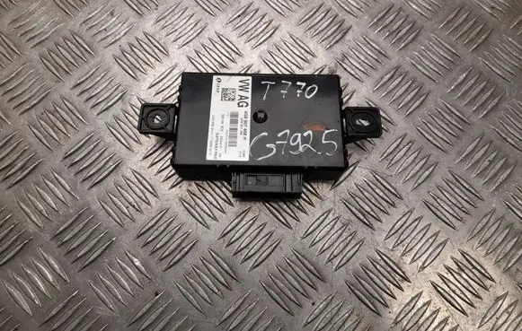 Audi A6 S6 C7 4G Gateway control module 4G8907468H
