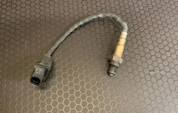 Mercedes-Benz C W204 Lambda probe sensor 0035426918 0258017014