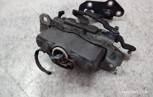Mercedes-Benz E A207 Bonnet Pedestrian Airbag Actuator A2129066201