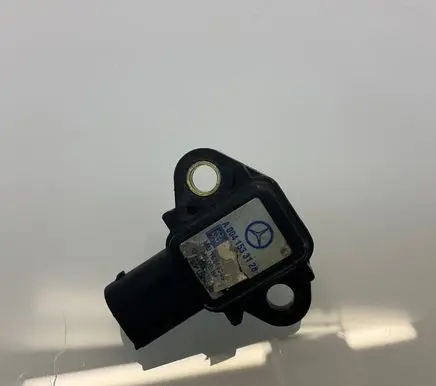 Mercedes-Benz E W211 Air pressure sensor A0041533128 MB162443 0041533128